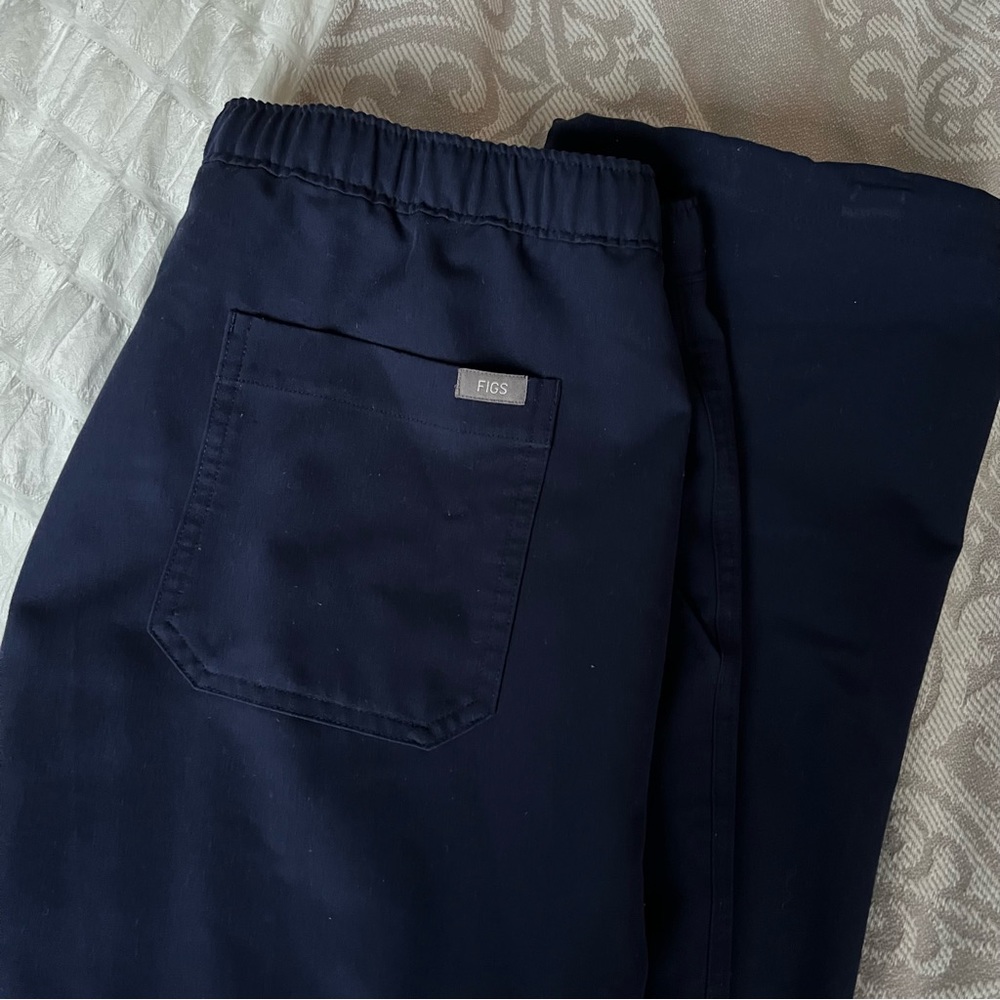 FIGS NAVY Cairo Cargo Scrub Pants